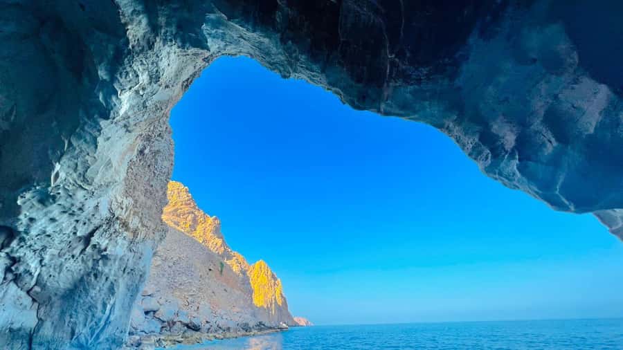 From Dubai/Sharjah/RAK: Dibba Musandam Trip & Dhow Cruise - The buffet lunch around 1:30 pm