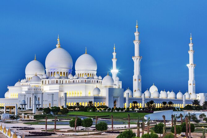 From Dubai To Abu Dhabi: Royal Palace, Grand Mosque &Etihad Tower - The Dubai pickup and road south