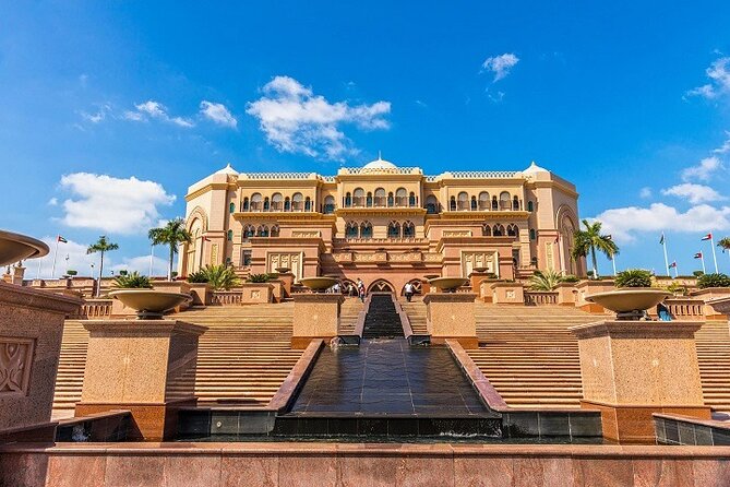 Full-Day Abu Dhabi City Guided Tour from Dubai - Dates, Nuts, and Sweets at the Market Stop