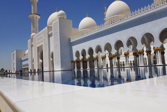 Full-Day Abu Dhabi City Tour from Dubai Including Lunch - Yas Island brings in the modern Abu Dhabi