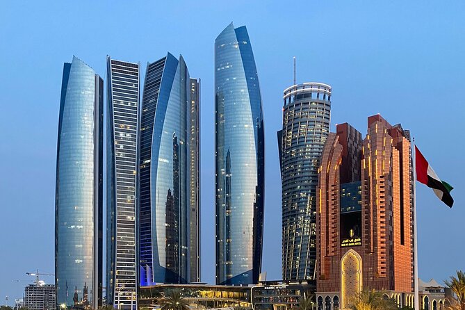 Full-day Abu Dhabi City Tour with Louvre Museum (Optional Lunch) - The Dubai pickup and long road to Abu Dhabi