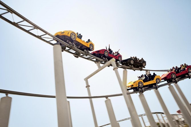 Full Day Abudhabi City Tour with Ferrari World Theme Park Ticket - A short stop at the Abu Dhabi Dates Market