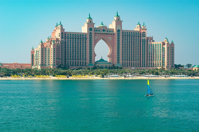 Full-Day Guided Tour to Dubai City - Gold Souk: a short stop with plenty to look at