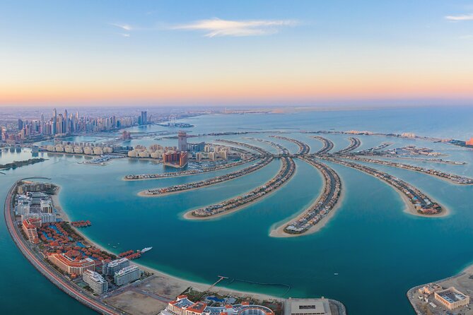 Full-Day Guided Tour to Dubai City - Atlantis, The Palm as a quick photo stop