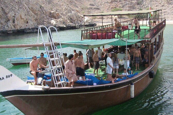 Full Day Musandam Dibba Cruise with Buffet Lunch - Crossing Into Oman for the Dhow Ride
