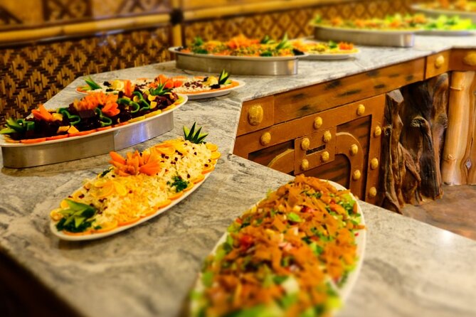 Full-Day Small-Group Red Desert Safari with BBQ Dinner in Dubai - Sandboarding and Sunset Photography