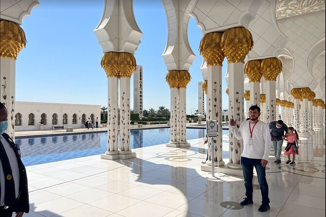 Guided Abu Dhabi City Tour from Dubai - Abu Dhabi Dates Market Brings Local Flavor