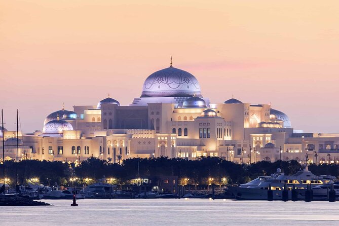 Guided Abu Dhabi City Tour from Dubai - Emirates Palace Is Impressive, With an Important Catch
