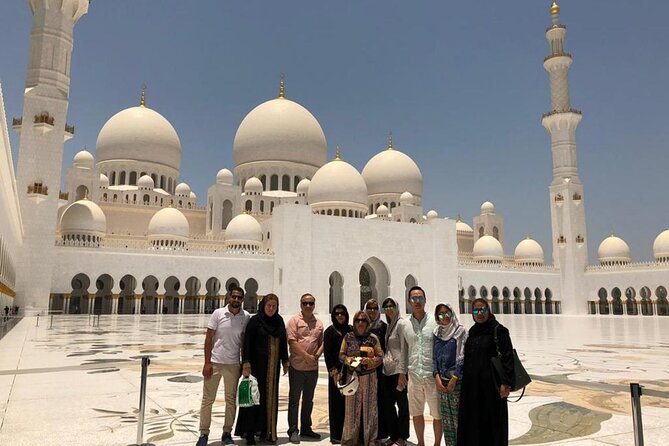 Half day City Tour of Abu Dhabi with Sheikh Zayed Grand mosque - Abu Dhabi Dates Market: a small but useful cultural stop