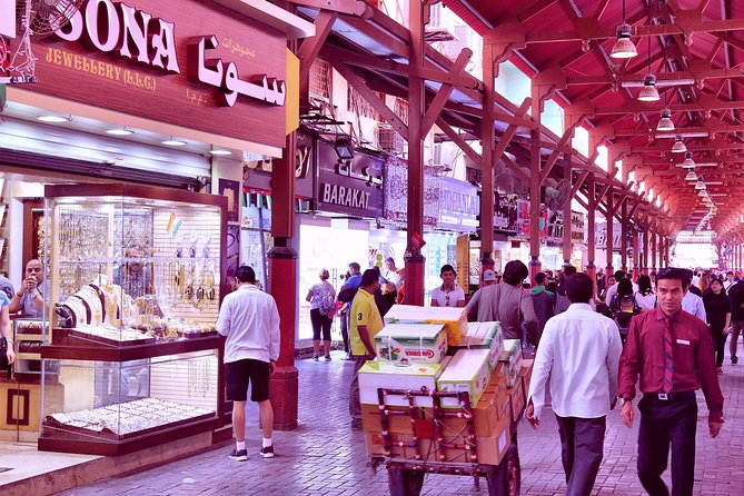 Half-Day Dubai City Tour with Blue Mosque, Creek, Souks & Abra - Al Fahidi and an older side of Dubai