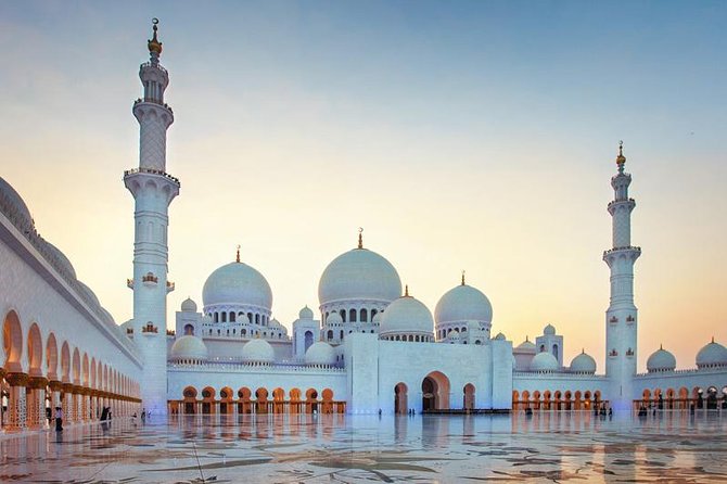 Half-Day Grand Mosque Tour from Dubai - Entering the largest mosque in the UAE