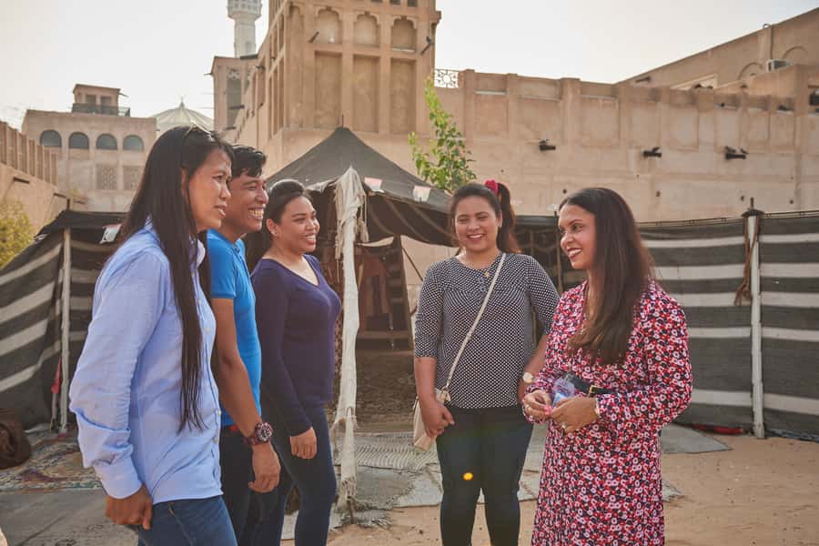 Historic Forts, Boats and Pearls of Old Dubai Walking Tour - Walking through Al Bastakiya and Al Fahidi