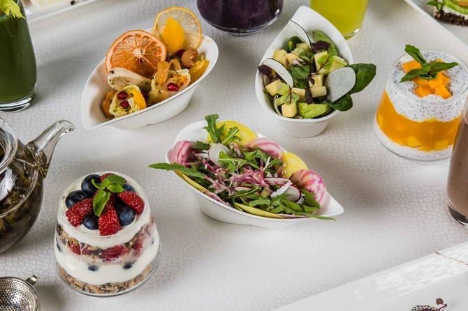 Inside Burj Al Arab Guided Tour with Transfer & Dinner Options - Photos, Shopping, and the UMA Option