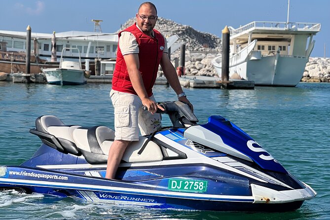 Jet Ski Ride in Dubai - Safety, lockers, and what to bring