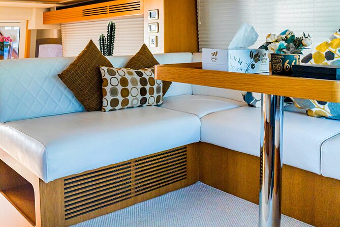 Luxury cruise on The Pearl 48ft to Atlantis & Burj Al Arab. - Framing Burj Al Arab in your photos