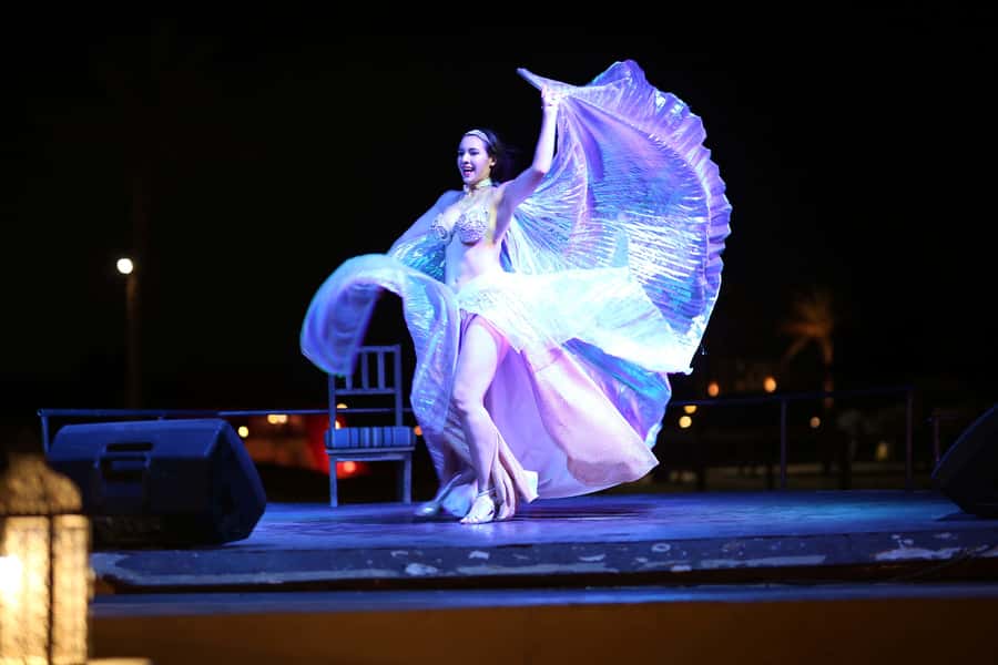 Luxury Dubai Desert Safari, BBQ, Camel Ride, Quad Bike, Show - What to expect from the buffet and BBQ dinner