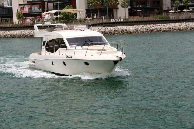 Luxury Yacht Charter : Dubai Marina, Atlantis The Palm & Burj Al Arab - Why Dubai’s skyline works so well from a yacht