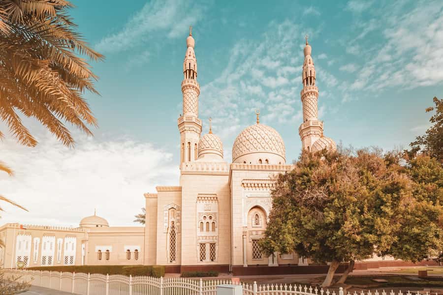 Magical Dubai 8-Hour Tour with Burj Khalifa Experience - Tea and Coffee at Madinat Jumeirah Souk