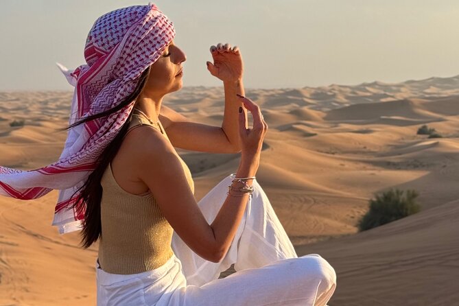 Morning Red Dune Safari with Sandboarding and Camel Ride - Guides, timing, and the human side of the trip