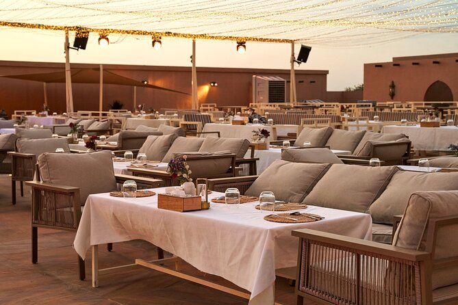 Noble Evening Desert Safari & Dinner Private Car Up to 6 Guests - Nine to ten shows, including a major fire finale