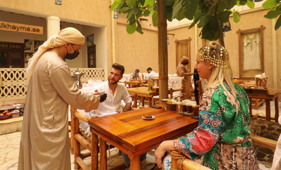 Old Dubai Guided Tour With Photographer: Souks & Street Food - Gold Souk and the end of the route