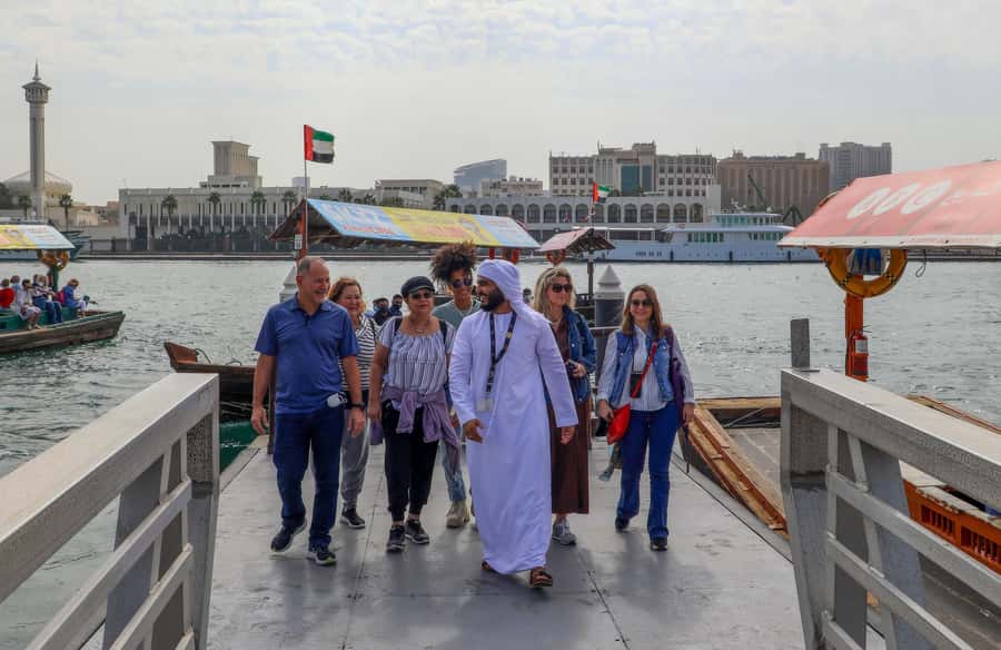 Old Dubai Historic Guided Tour: Creek, Street Food & Souks - Street food, karak tea, and local flavor