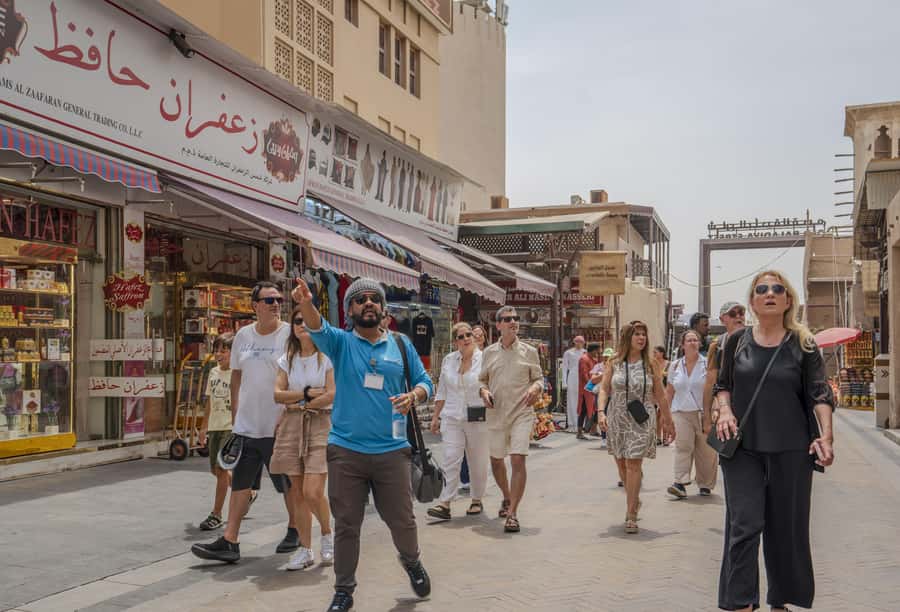 Old Dubai Historic Guided Tour: Creek, Street Food & Souks - Spices, bargaining, and the Deira markets
