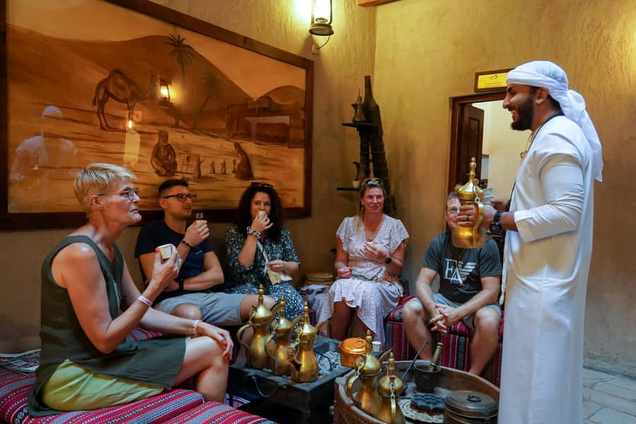 Old Dubai: Premium Guided Tour with Street Food & Abra Ride - At a glance: what makes this tour worth considering