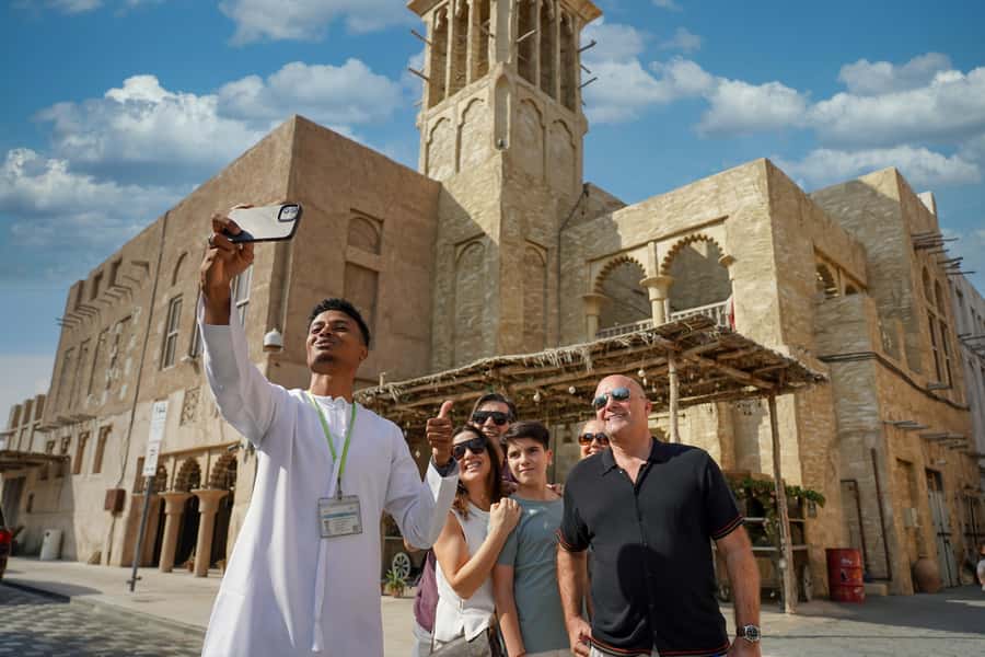 Old Dubai: Premium Guided Tour with Street Food & Abra Ride - Al Fahidi puts Dubai’s past into context