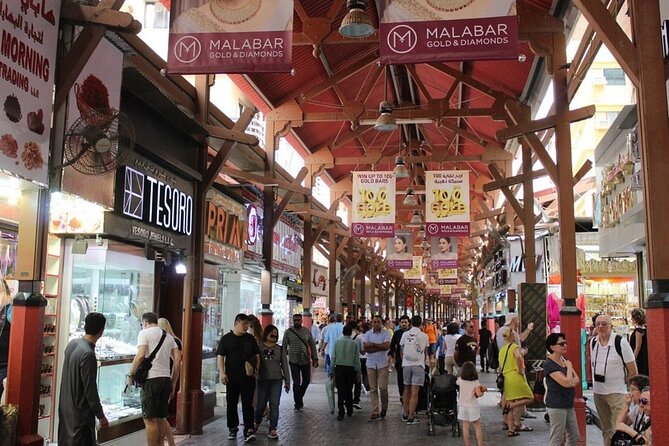 Old Dubai Walking Tour with Local/souks, boat, and local tasting. - Key points to know before you book