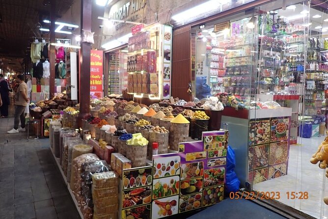 Old Dubai Walking Tour with Local/souks, boat, and local tasting. - Why old Dubai makes a better starting point than another mall