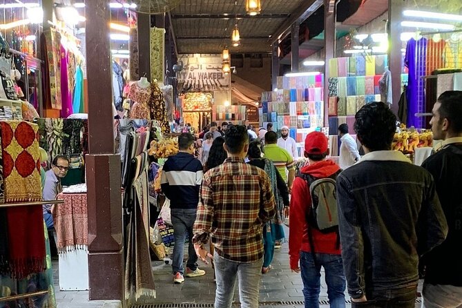 Old Dubai Walking Tour with Local/souks, boat, and local tasting. - The abra crossing: ten minutes that connect two halves of the city