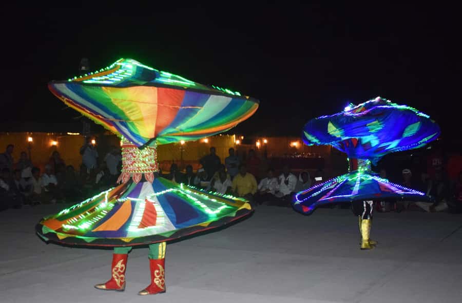 Overnight Dubai Desert Safari with BBQ Dinner - Guides, Groups, and Overall Service