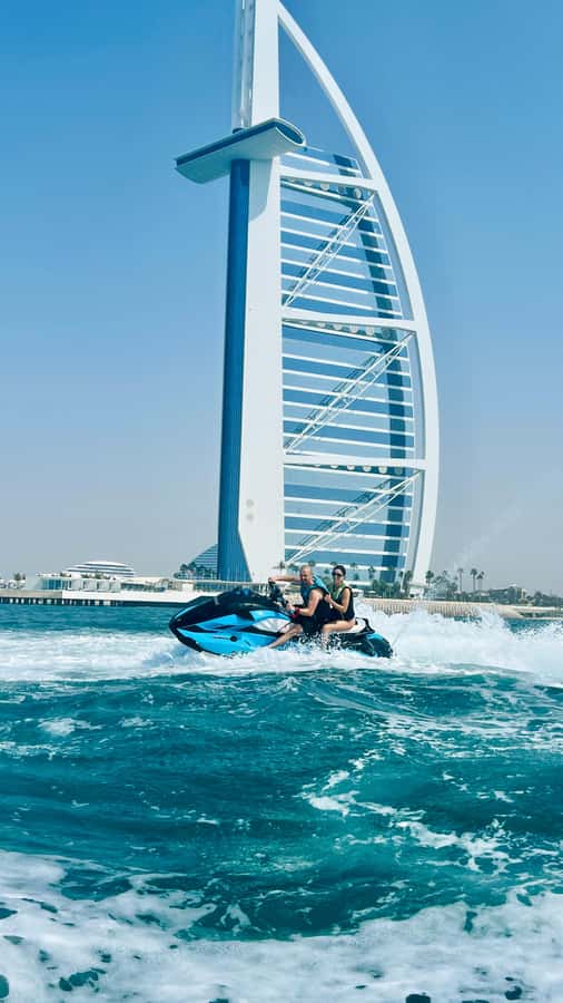 Palm Jumeirah: 1.5-Hour Guided Jet Ski Tour - Atlantis and the famous hotel views