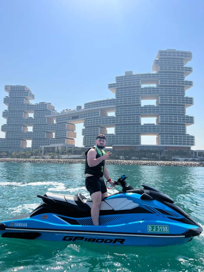 Palm Jumeirah: 1.5-Hour Guided Jet Ski Tour - What $209 per person buys you