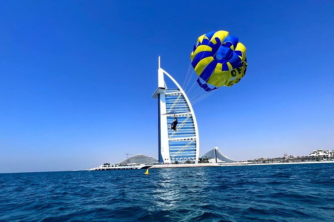 Parasailing in Dubai - Burj Al Arab View - How the small group affects your day