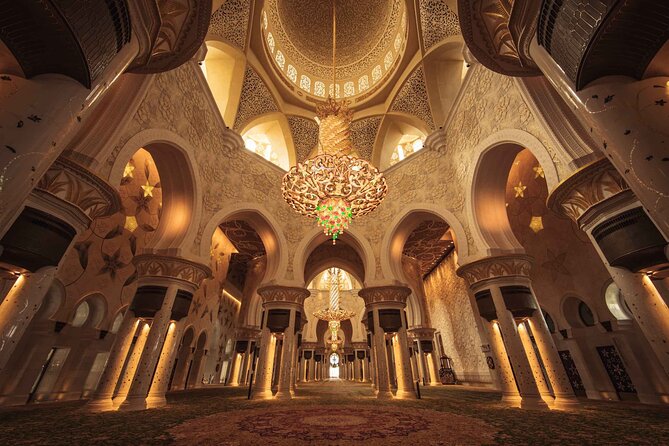 Premium Abu Dhabi City Tour With Hindu Temple Visit - Private - Guides, flexibility, and the human side of the day