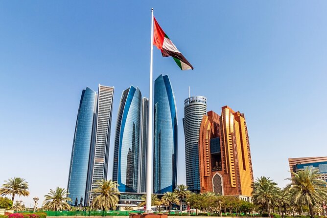 Premium Abu Dhabi Full-day City Tour in A 4x4 Private Vehicle - A packed route with real variety