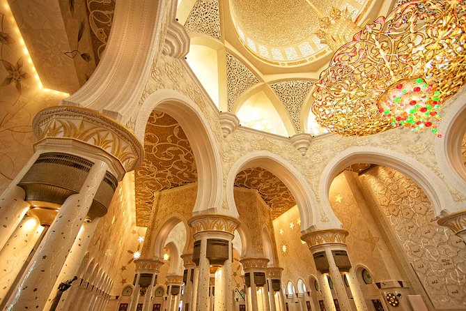 Premium Abu Dhabi Half Day Tour from Dubai - The Corniche shows Abu Dhabi at street level