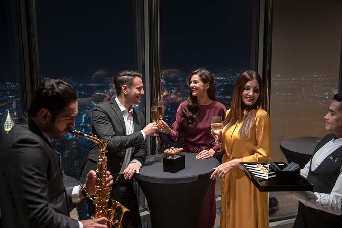Premium Access to Burj Khalifa Ticket, The Lounge 152 ,153 & 154 - Arriving at Dubai Mall and finding the right entrance