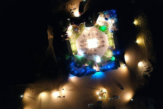Premium Desert Safari, food Service with 4 alcoholics drinks - VIP seating and four alcoholic drinks
