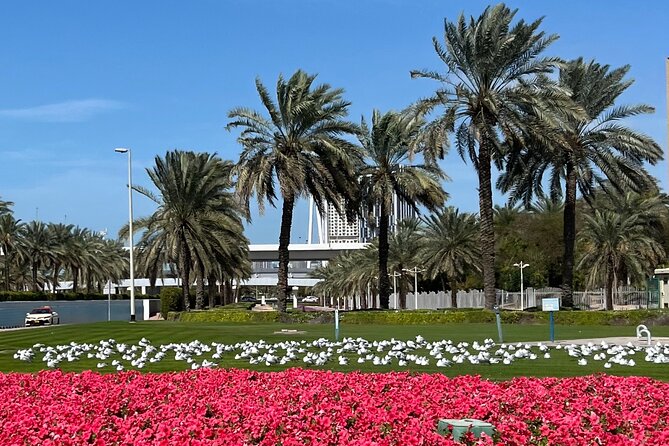 Premium Full Day Dubai City Sightseeing Tour - Jumeirah Mosque offers a calm cultural beginning