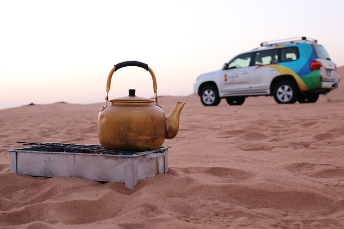 Private 4x4 Sunrise and Wildlife Experience in the Desert - Al Qudra Lake adds a calm final stop