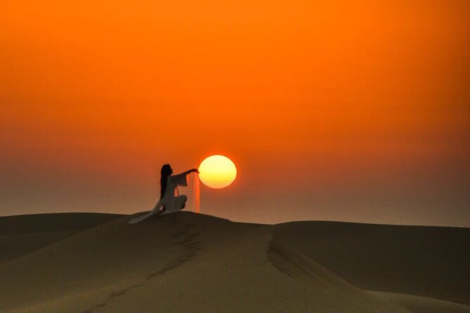 Private 4x4 Sunrise Desert Safari with Refreshments & Camel Ride in Dubai - The camel ride: brief but worthwhile