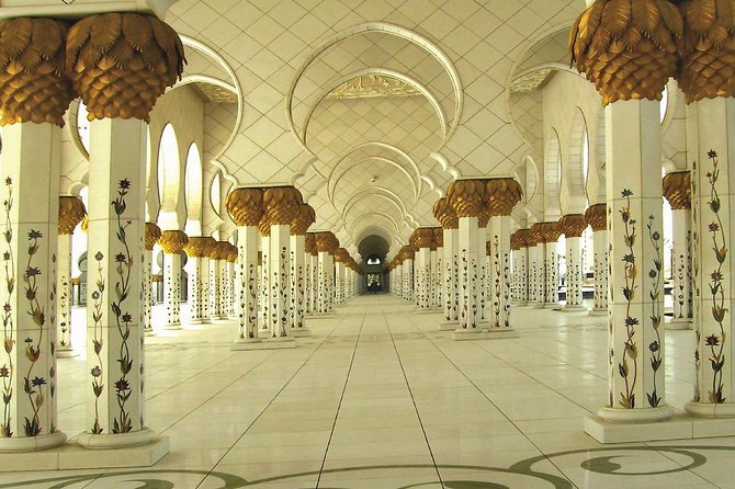 Private Abu Dhabi City Tour with Ferrari World Including Transfer - Heritage Village: a compact look at desert life