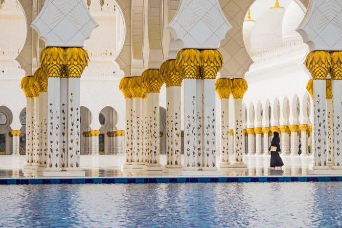 Private Abu Dhabi Sheikh zayed mosque with Louver Museum & Emirates Place Tea - The private format and the real value of the $200 price
