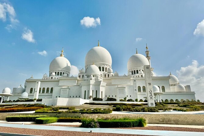 Private Abudhabi City Tour from Dubai - Miraj Islamic Art Centre in 20 minutes