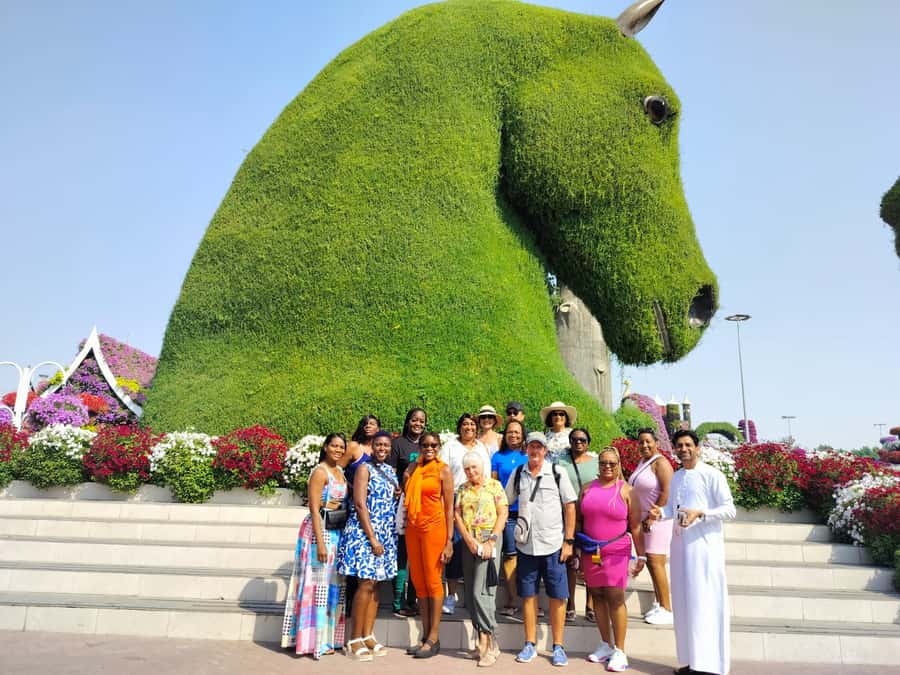 Private Dubai Frame & Miracle Garden Trip with Transfer - Miracle Garden: two hours among giant floral displays