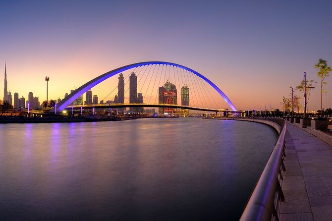 Private Dubai Sunset and Night Sightseeing Tour - Sheikh Zayed Road after sunset