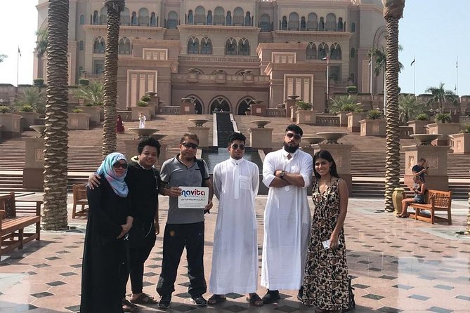 Private Full day Abu Dhabi City Tour with SZGM from Abu Dhabi - Marina Mall is a practical lunch break